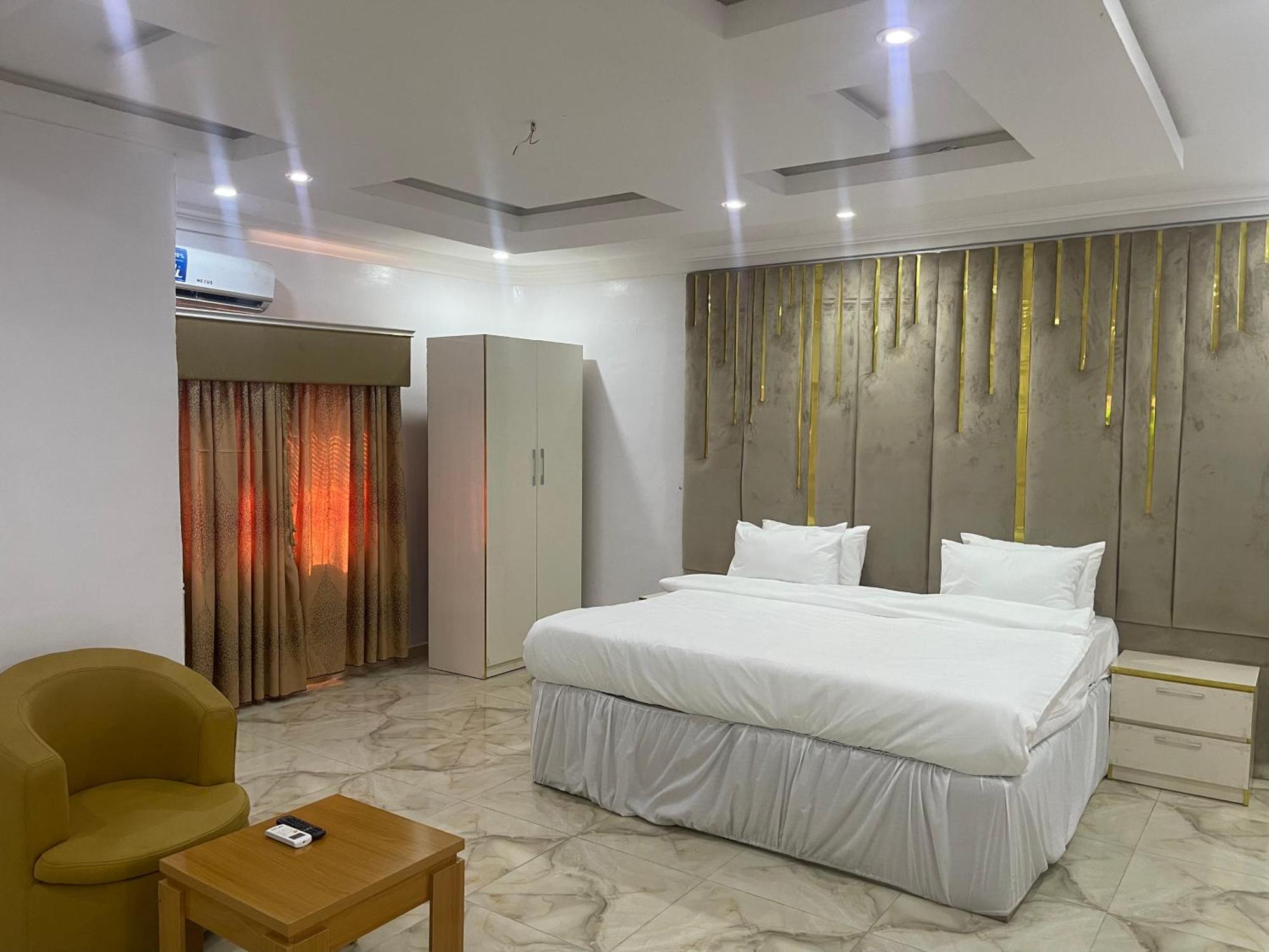 White Gold Hotel إيكجا المظهر الخارجي الصورة