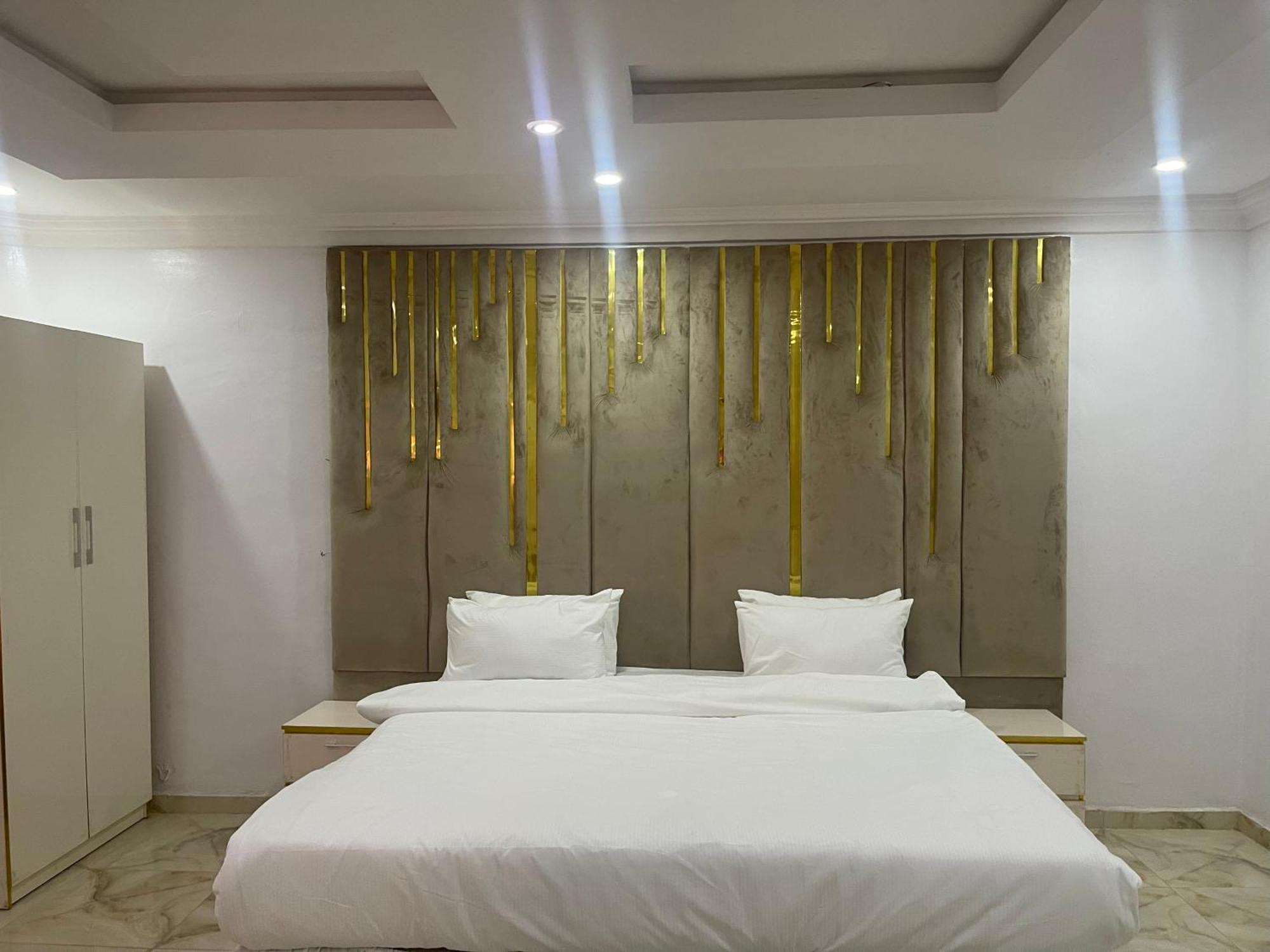 White Gold Hotel إيكجا المظهر الخارجي الصورة